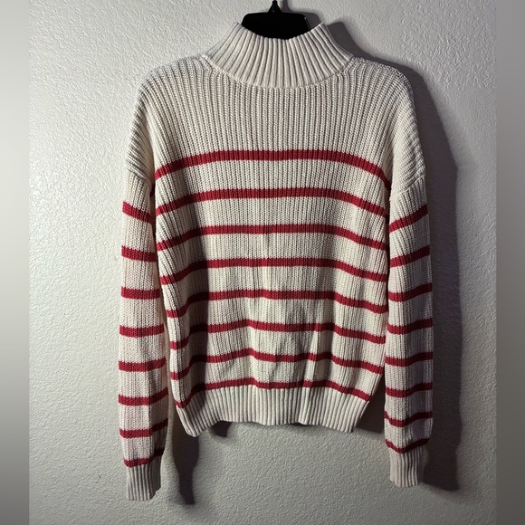 St. John's Bay Ivory and Red Stripes Crew Neck Long Sleeve Sweater S - Picture 3 of 10
